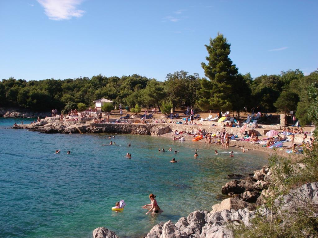 Apartments Josip Pinezići エクステリア 写真
