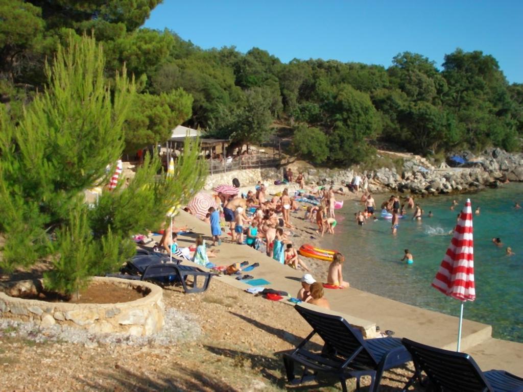 Apartments Josip Pinezići エクステリア 写真