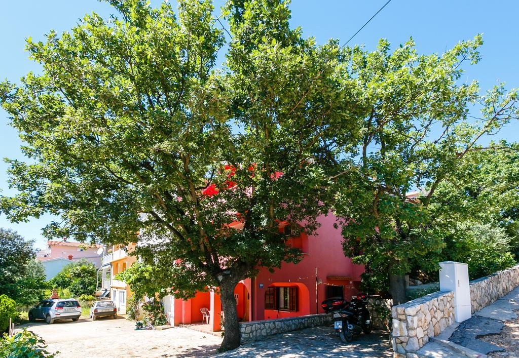 Apartments Josip Pinezići エクステリア 写真